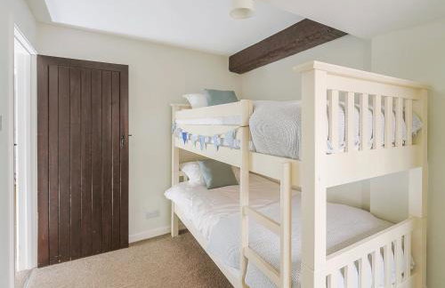 Number Six - Ukc4968 - Foto 15