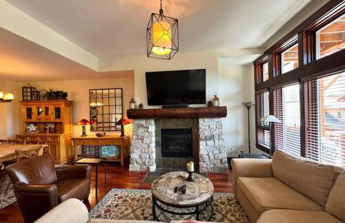 Luxury Townhome w/ Views, Private Jacuzzi & Garage - Foto 31