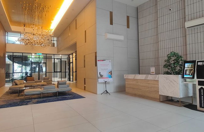 THR1 Cozy Studio with Netflix SKYTREES - Photo 2