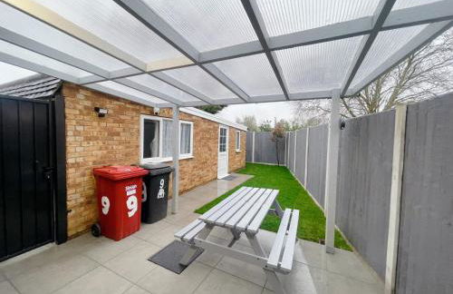 Home near London Heathrow, Slough,Windsor,Legoland - Foto 8