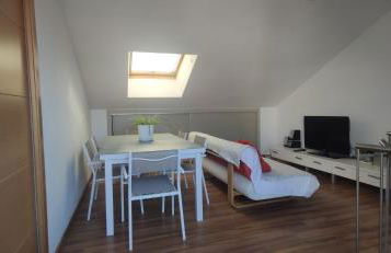 Precioso Duplex a orilla del mar y con piscina - Foto 12