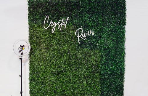 New 6min to 3 Sister Springs, Spacious, Fun with Game Room - Foto 32