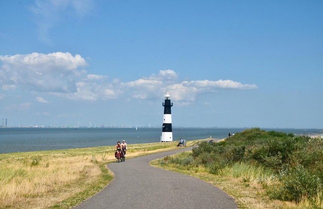 Cosy Bungalow Near the Beach - Photo 49