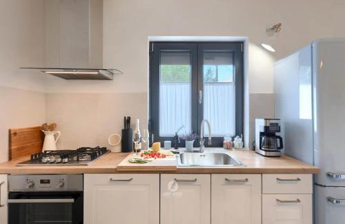 Adorable Home With Private Garden and Bubble Bath - Foto 22