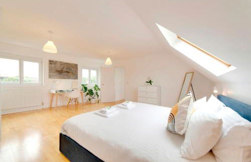 Pass the Keys 49 Byron Square Modern and Spacious 3 Bed Home with Free Parking - Foto 43