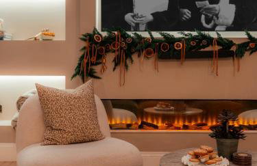 Luxury Fulham Townhouse with a Bar & Games Room - Foto 3