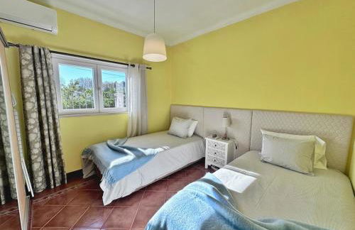 T3 Cozy Old House with XL garden - Foto 23