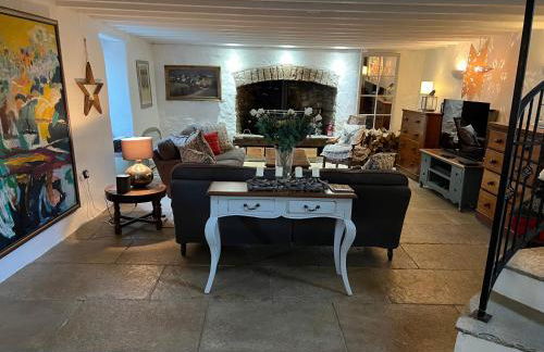 The Old Farmhouse - Photo 4