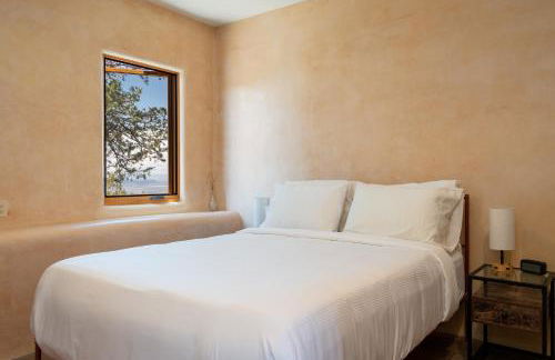 Santa Fe Ridgetop Retreat With 2 Hot Tubs and Views - Foto 11