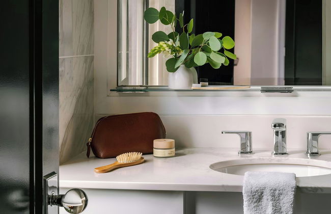 No. 284 Back Bay Hotel, Sonder by Marriott Bonvoy - Photo 45