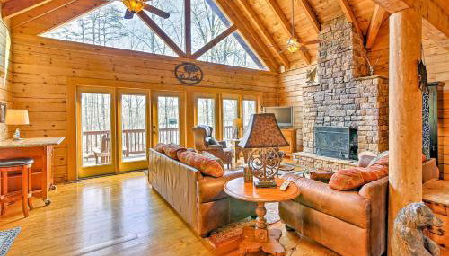 Lake Hartwell Lodge w/ Dock, Theater + Hot Tub! - Photo 3