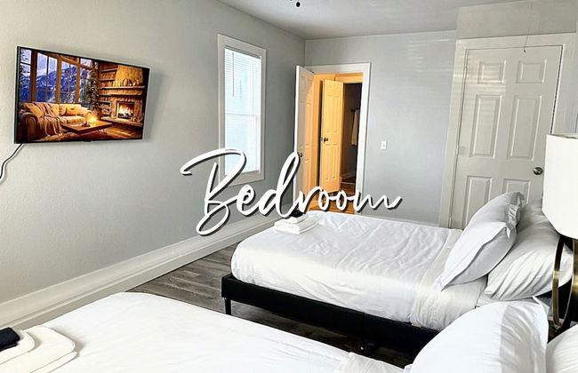 Vintage Vibes Modern Comfort 2BR for 6 Guests - Foto 30