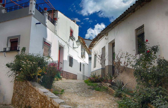 Visita guiada por Alájar - Foto 2