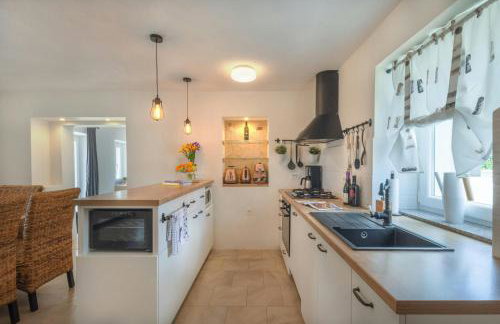 CROGO Villa Paradiz - Foto 12