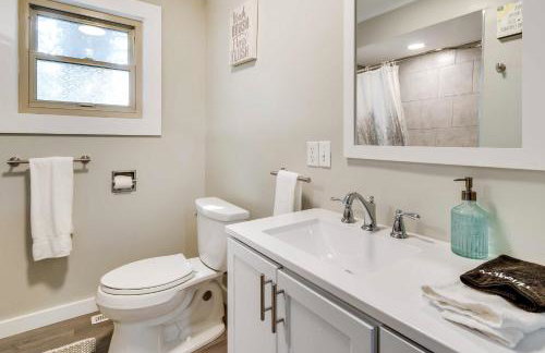 Bright Brevard Home Near Downtown and Trails - Foto 19