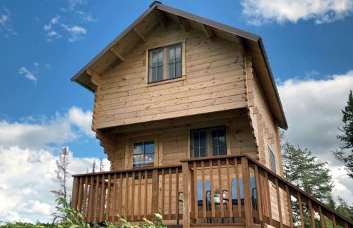 Romantic Lakefront Cabin with Mountain Views, Perfect for a Trip to Cantwell, Alaska - Foto 1