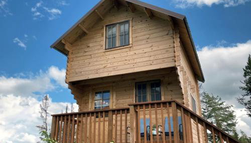 Romantic Lakefront Cabin with Mountain Views, Perfect for a Trip to Cantwell, Alaska - Foto 1