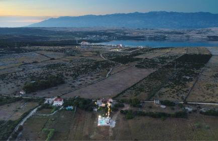 Villa Slatina near Zrce beach - Photo 53