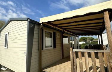 Joli Bungalow 464, 4-6 pers, wifi, terrasse, Camping Siblu Lac des Rêves Lattes - Foto 7