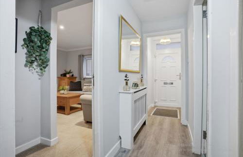 Modern 5-Bedroom House - Bannockburn - Photo 40