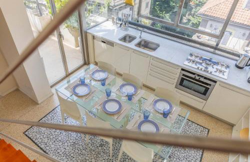 Milan Central Penthouse with Terraces, Jacuzzi & Garage - Foto 44