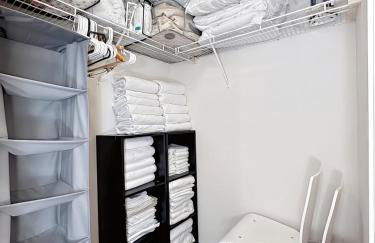 Cozy Downtown Condo Retreat with Space Needle View - Foto 16