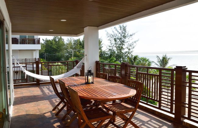 The Beach Palace 2BR Luxury Beachfront - Foto 13