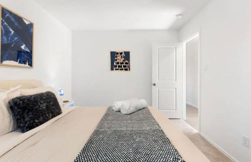 Modern Cozy Home - Gym - Quiet Street - Sleeps 4 - Foto 32