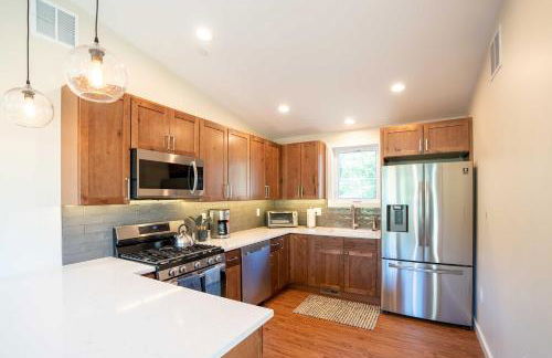 Golden Cottage Near Red Rocks and School of Mines! - Photo 8