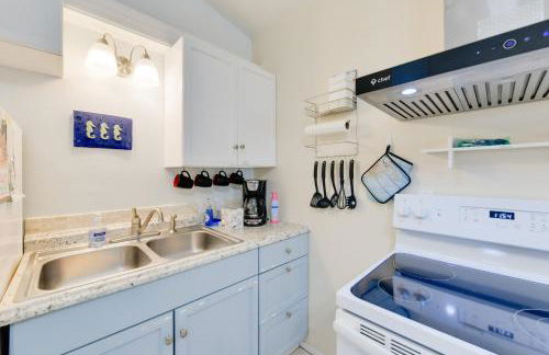 Less Than 1 Mi to Nokomis Beach Tranquil Couples Retreat - Foto 14