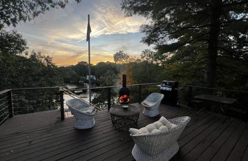 Waterfront Lakehouse Getaway in Clinton with HOT TUB - Foto 4