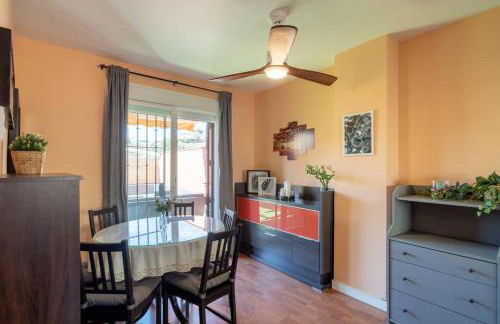 Adosado con vistas al mar desde la piscina con BBQ - Photo 9