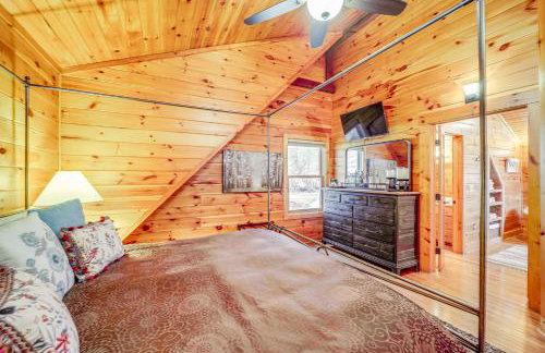 Waterfront Watauga Lake Home w/ Private Dock! - Photo 14