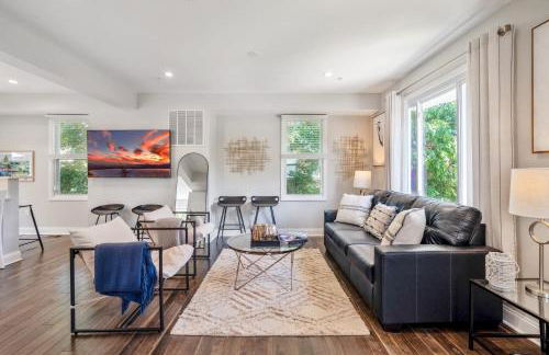 Walk to the stadium, downtown, West St - close to everything - Foto 1