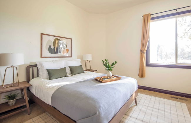 Powell by Avantstay Secluded Home Only 10 Mins From DT Bend w/ Hot Tub - Foto 5