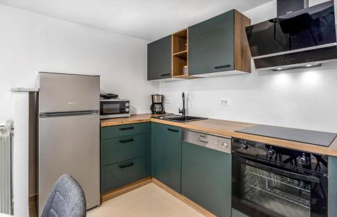 Cozy Apartment In Brsec With Wifi - Foto 14