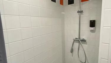 Maison de charme - proche Futuroscope - Foto 5, Shower