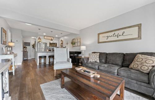 Free Silver Dollar City Tickets & other attractions! Branson, Walk-In Available - Foto 8