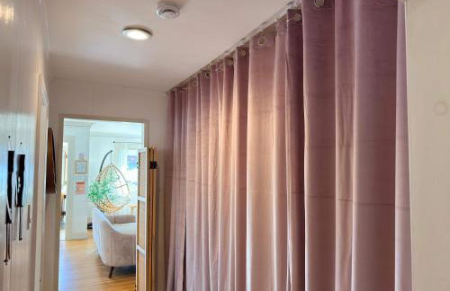 Charming 1920s Hermosa Bungalow Steps from The Strand - Foto 33