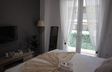 Beautiful Sweet Brown apartment in the center - Foto 8