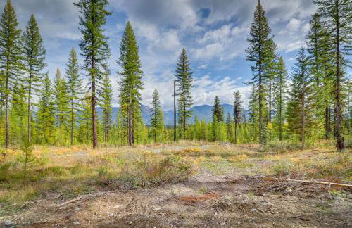 Secluded Cabin with Mtn Views about 33 Mi to Bigfork! - Photo 30