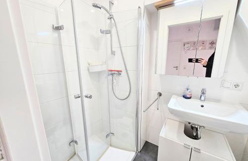 Monteurhaus mit zwei Wohnungen in Bremen-Mitte, Parkplatz & WLAN - Foto 15