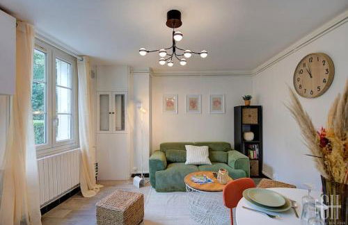 Grand Appartement - Proche Bord de Loire - Wifi - Foto 1