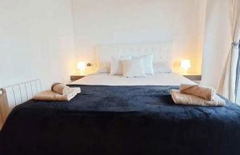 Great apartment with a pool on the beach in Barcelona - Photo 12