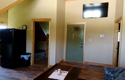 Stunning Private Cabin Getaway with Gorgeous Fireplace near Quincy, Illinois - Foto 12