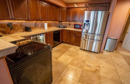 Bear Creek Lodge - Spa - Fire Table - 3min to Trails - Foto 28