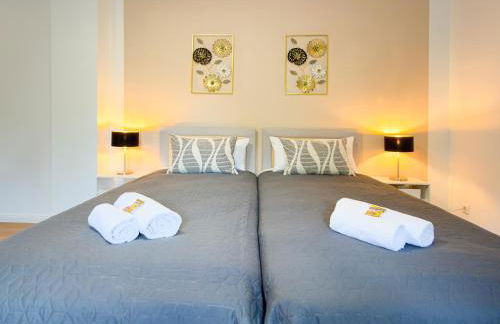 ImmoStay #3 - Penthouse mit zwei Balkonen & Seeblick, Parking & WiFi - Foto 14