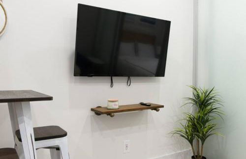 78-1B New 1BR prime UES WD in unit BEST VALUE - Foto 10