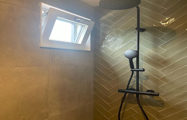 Chalet by Water in Idskenhuizen Recreation Park - Foto 9