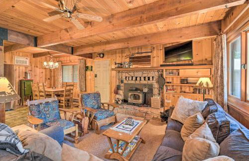 Comfortable Mi-Wuk Village Cabin Hike and Ski! - Foto 7